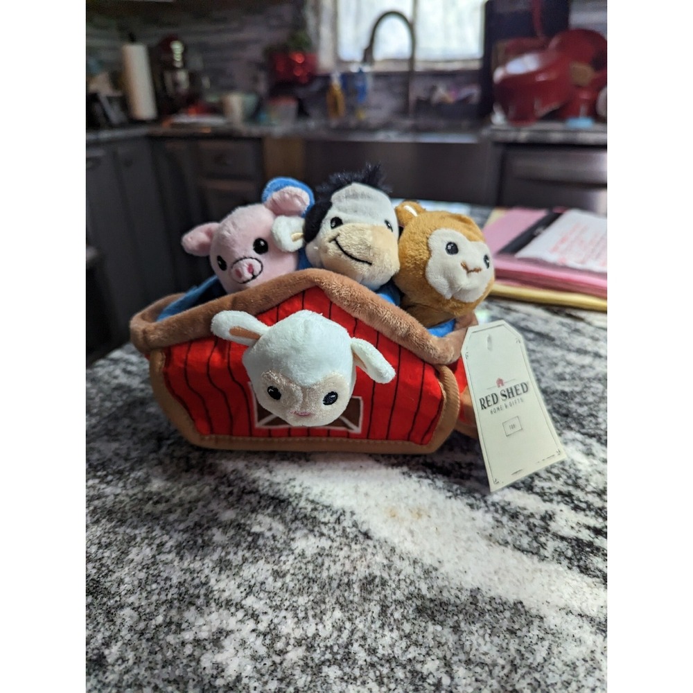 Red Shed Plush Finger Puppets and Barn New- Missing 1 Puppet Toy